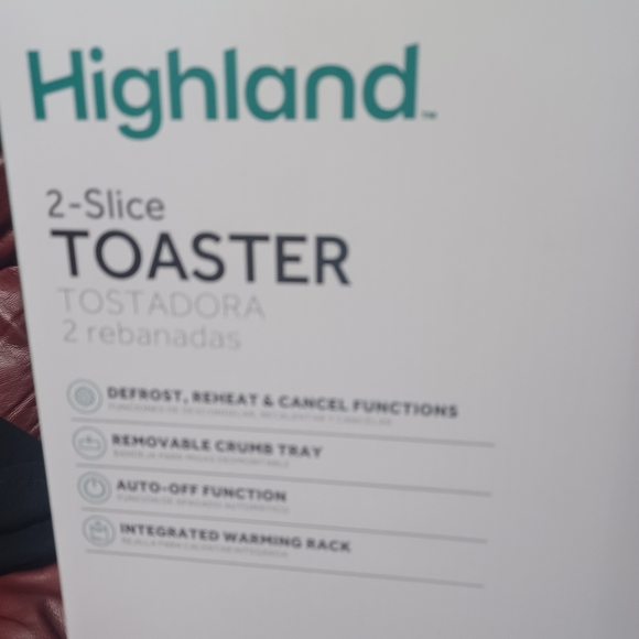 TOASTER 2- SLICE - Picture 2 of 3